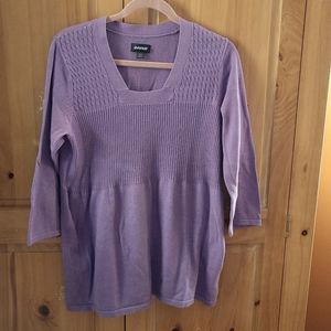 Women's Avenue light weight cable knit sweater